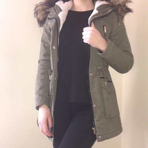 Ckh from Germany coat🖤 - Picture 1 of 6